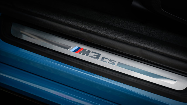 SMALL_P90584883_highRes_the-first-ever-bmw-m